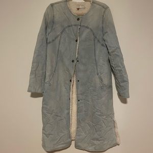 Anthro Pilcro reversible denim/sherpa coat